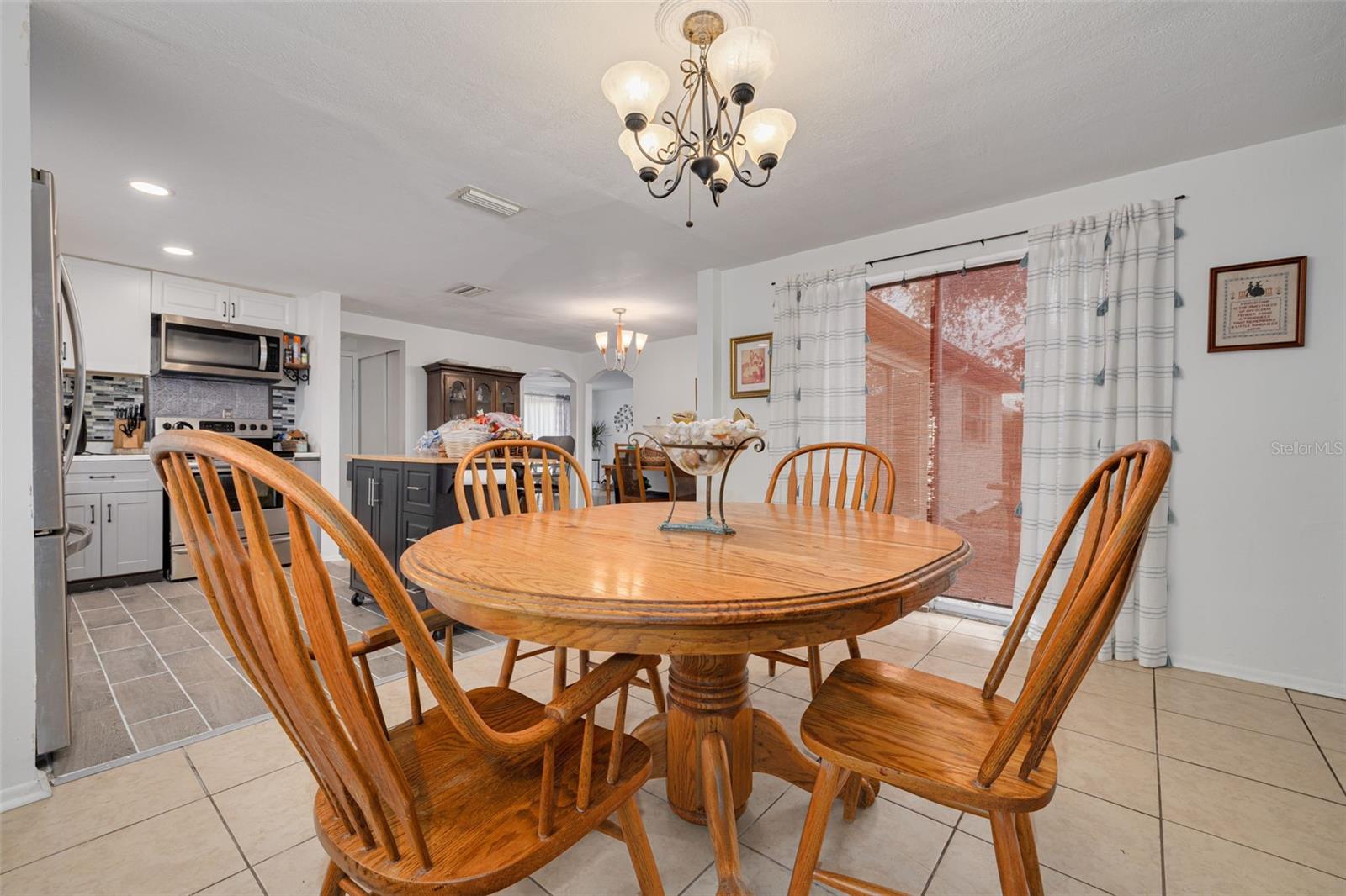 Image 20 of 29 For 3322 Fairmount Drive