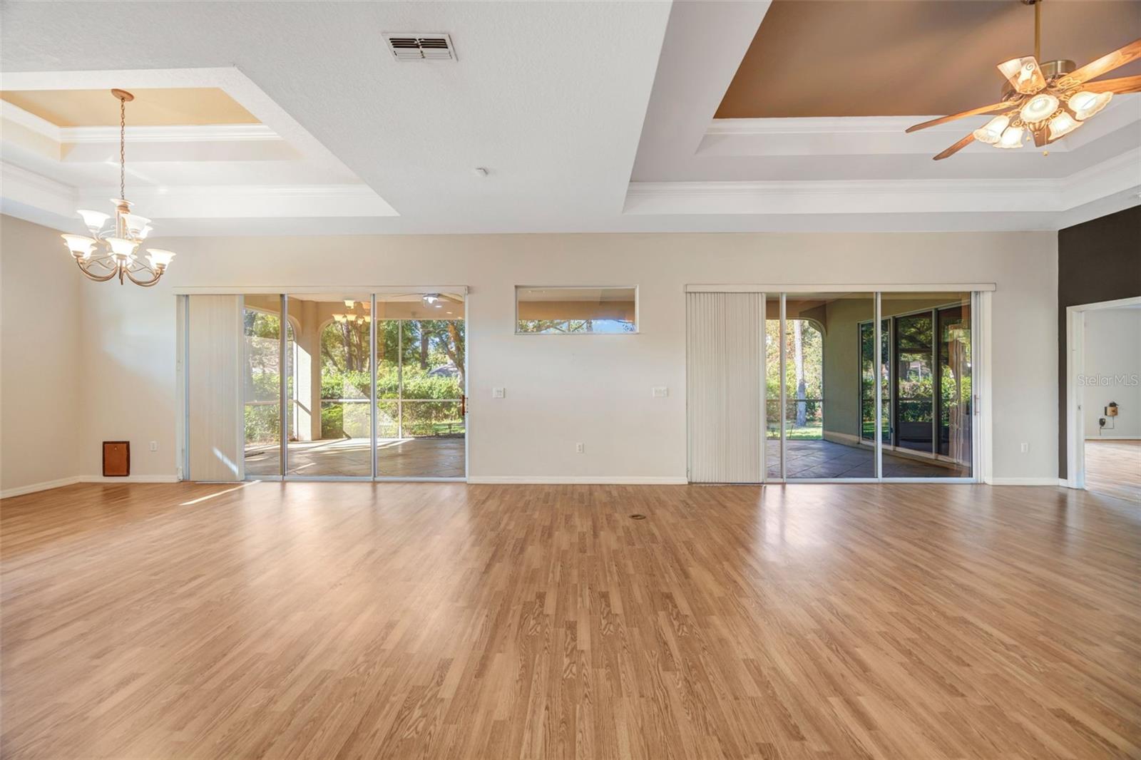 Image 39 of 63 For 305 Forest Wood Court