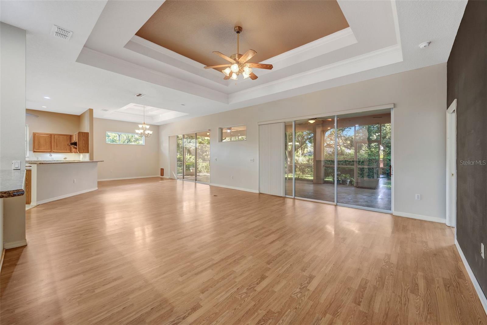 Image 40 of 63 For 305 Forest Wood Court