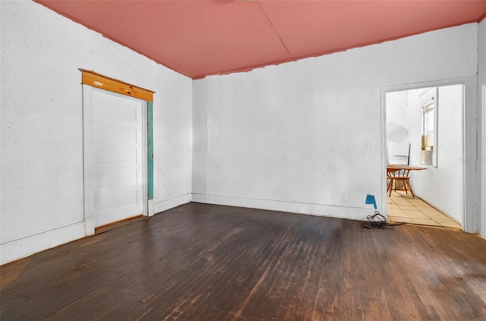 Image 15 of 37 For 531 16th Street S