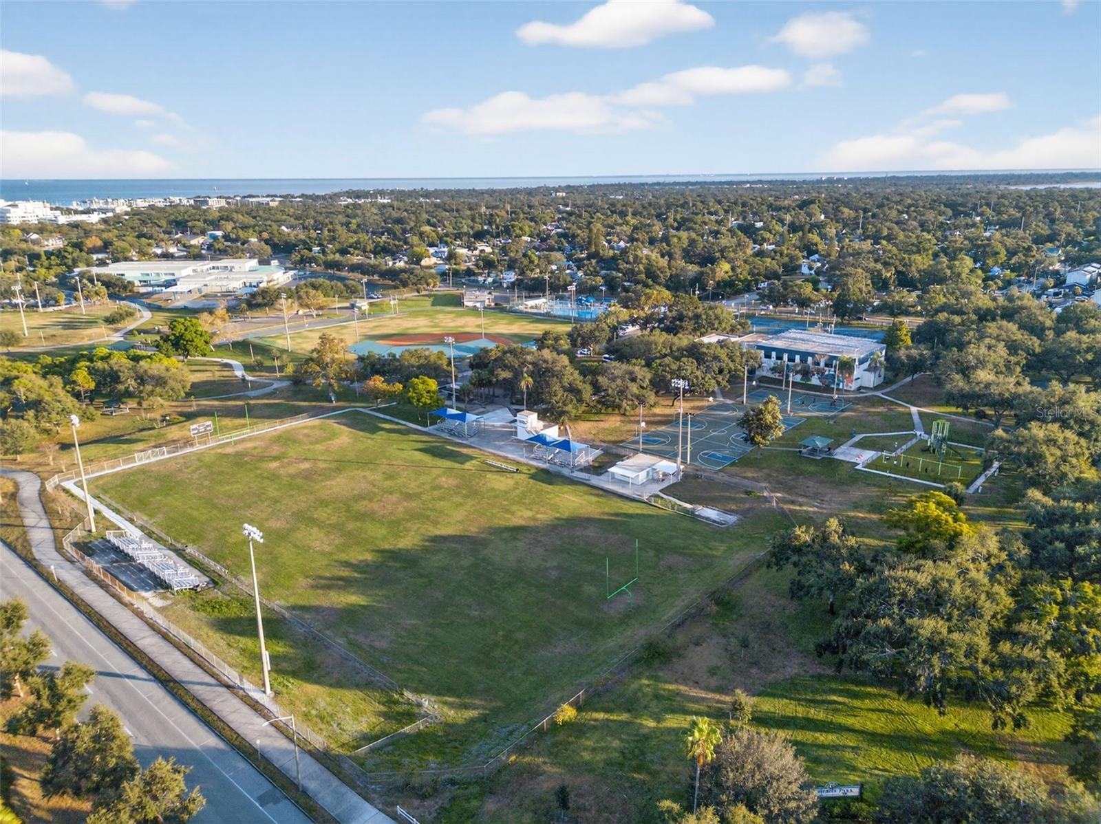 Image 29 of 37 For 531 16th Street S