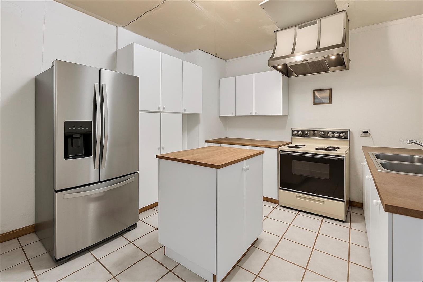 Image 9 of 37 For 531 16th Street S