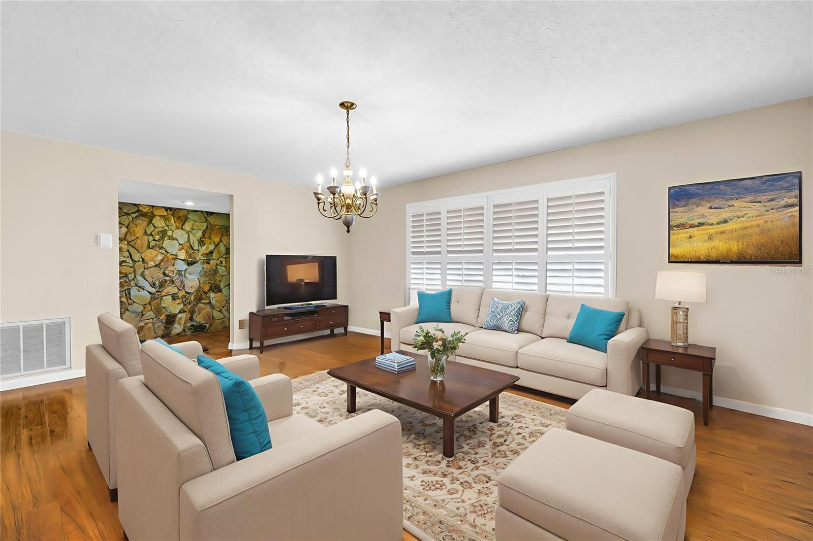 Image 12 of 38 For 11126 Harborside Drive