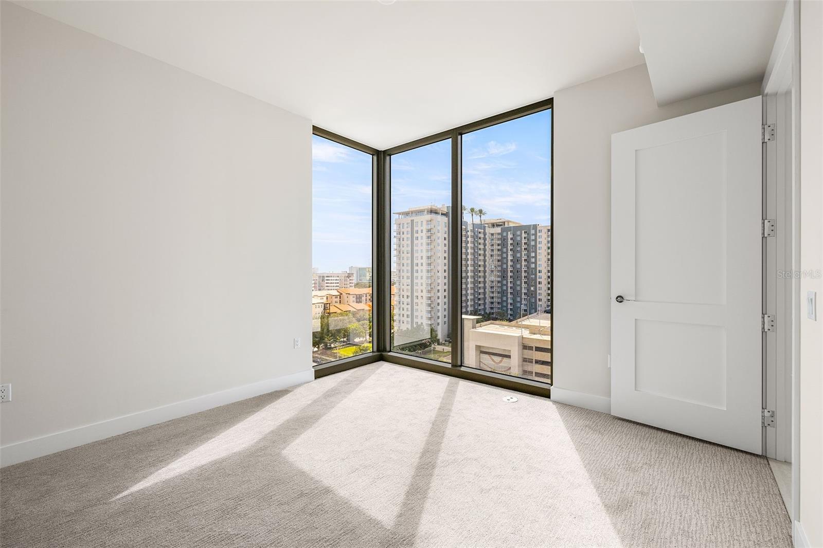 Image 13 of 31 For 301 1st Street S 1006