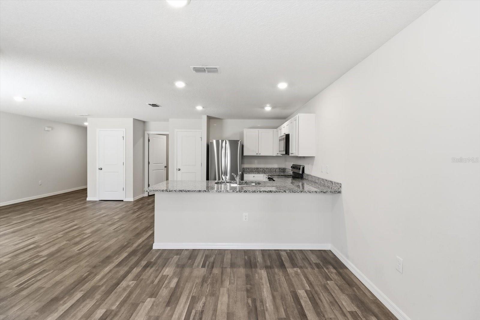 Image 11 of 31 For 6652 Bedstrow Boulevard