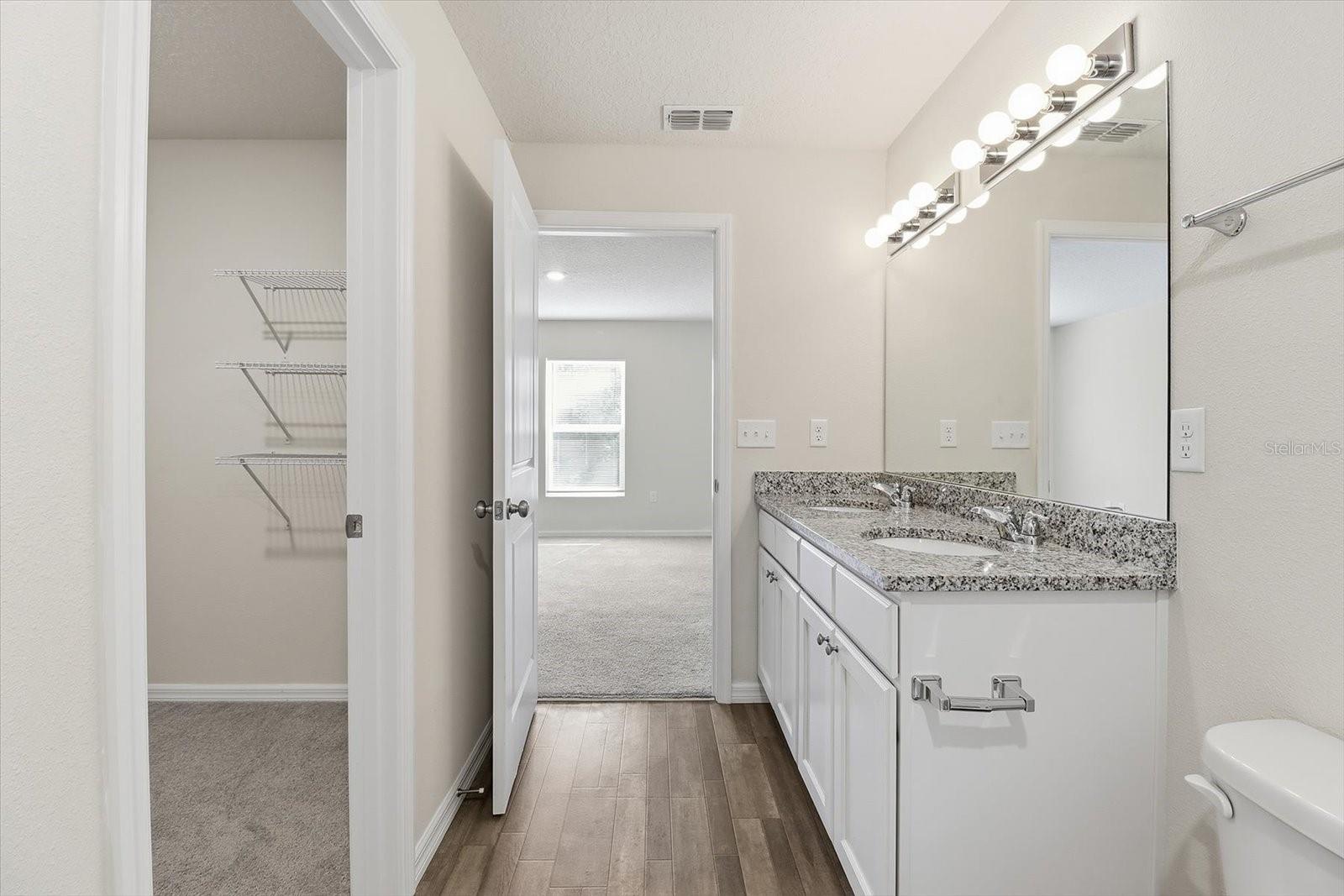 Image 21 of 31 For 6652 Bedstrow Boulevard