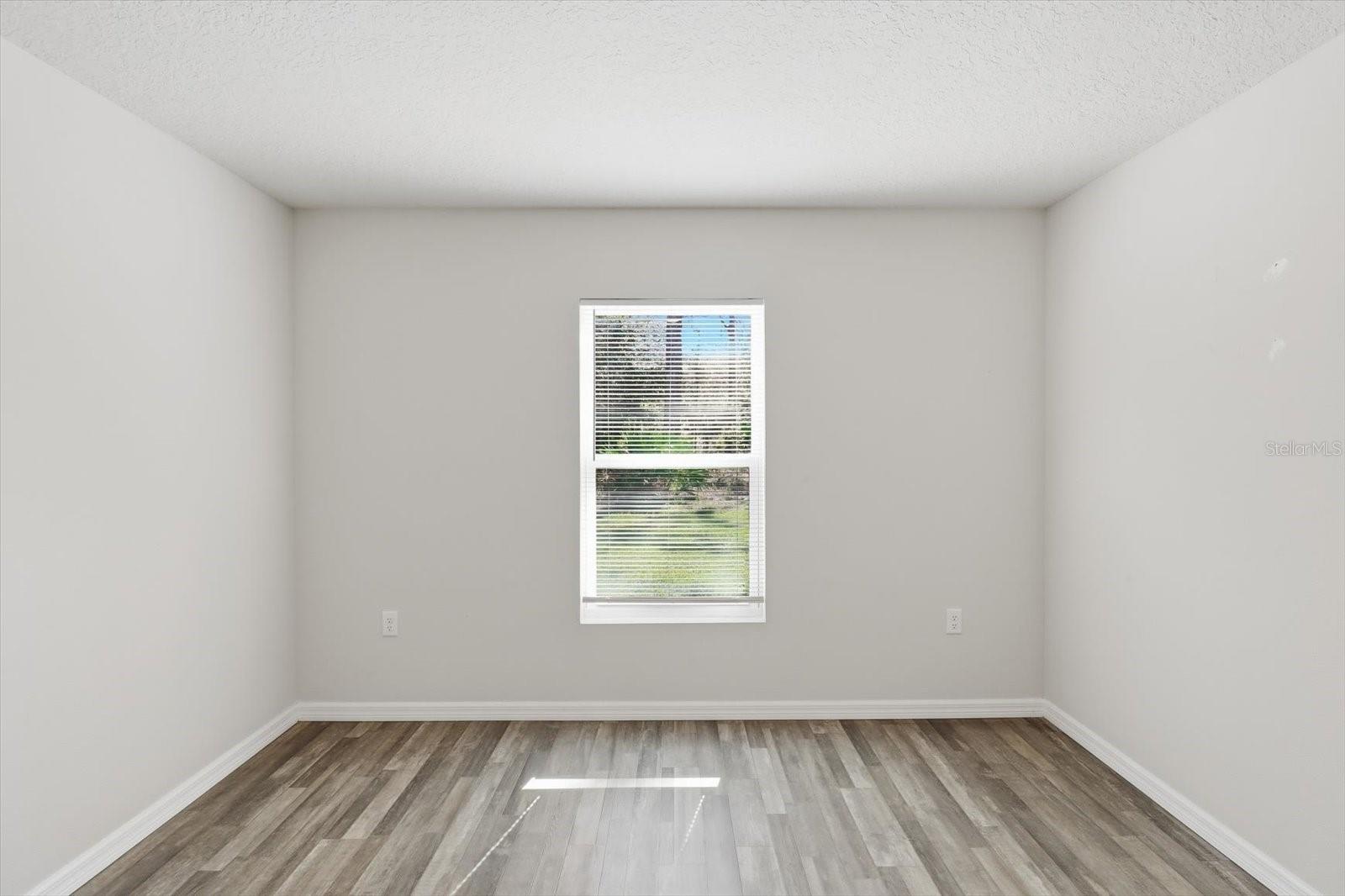 Image 7 of 31 For 6652 Bedstrow Boulevard