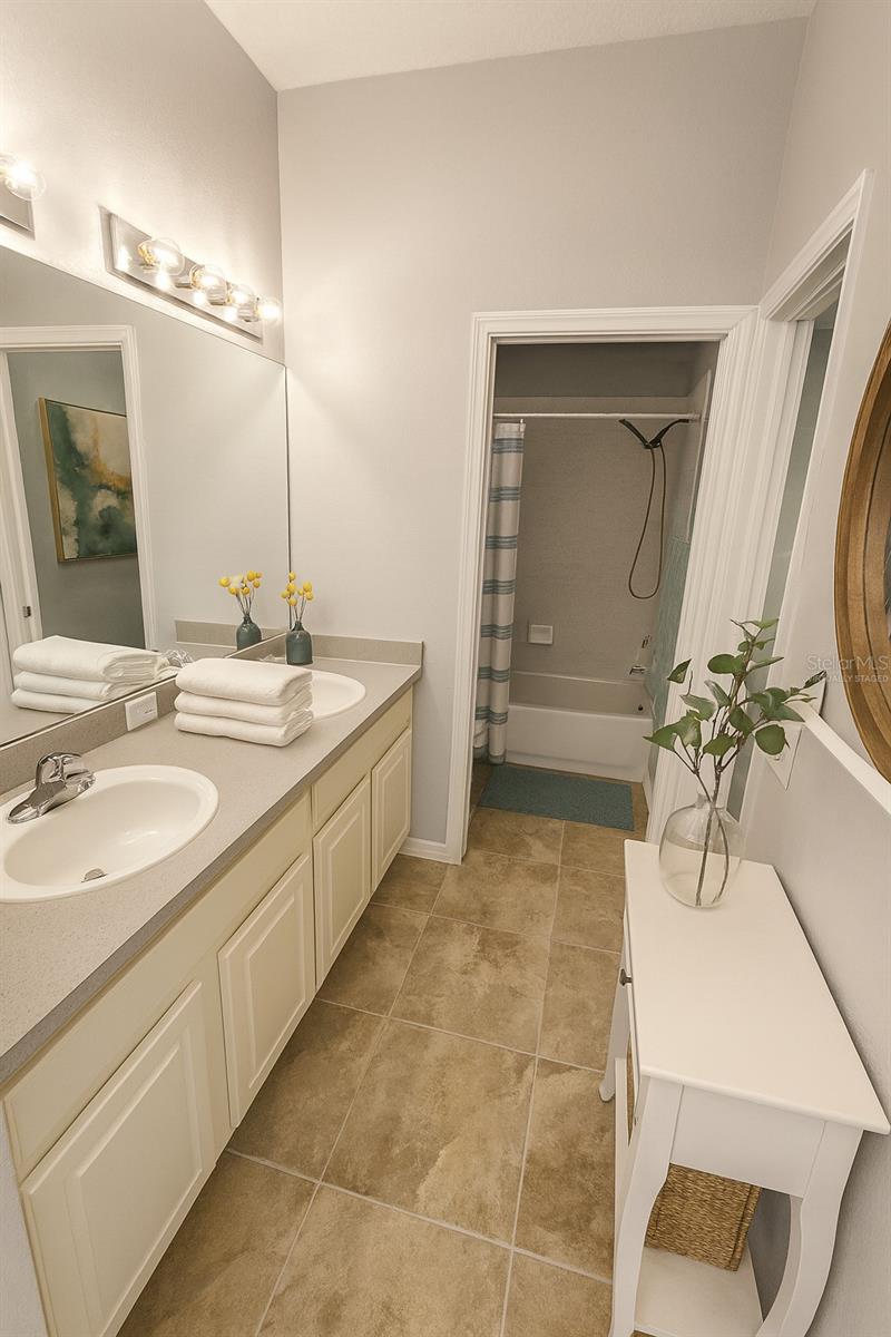 Image 13 of 98 For 10118 Cannon Drive