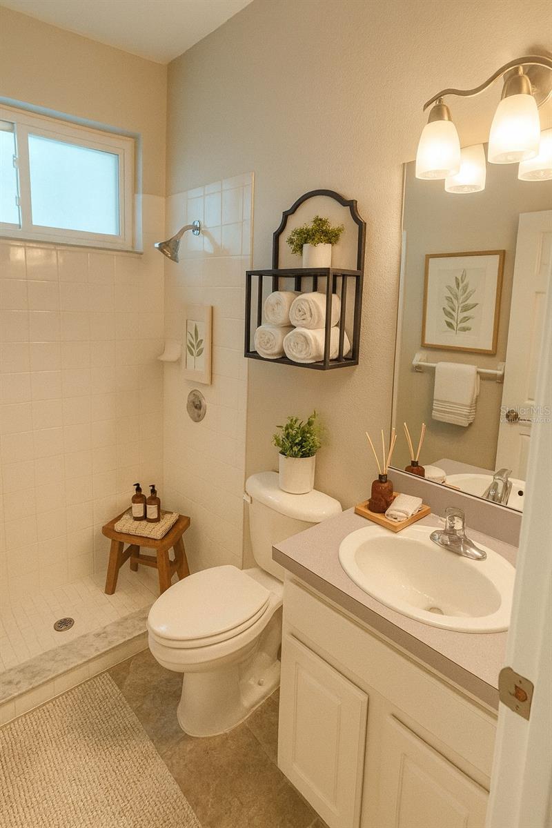 Image 17 of 98 For 10118 Cannon Drive