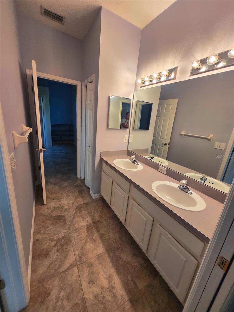 Image 56 of 98 For 10118 Cannon Drive