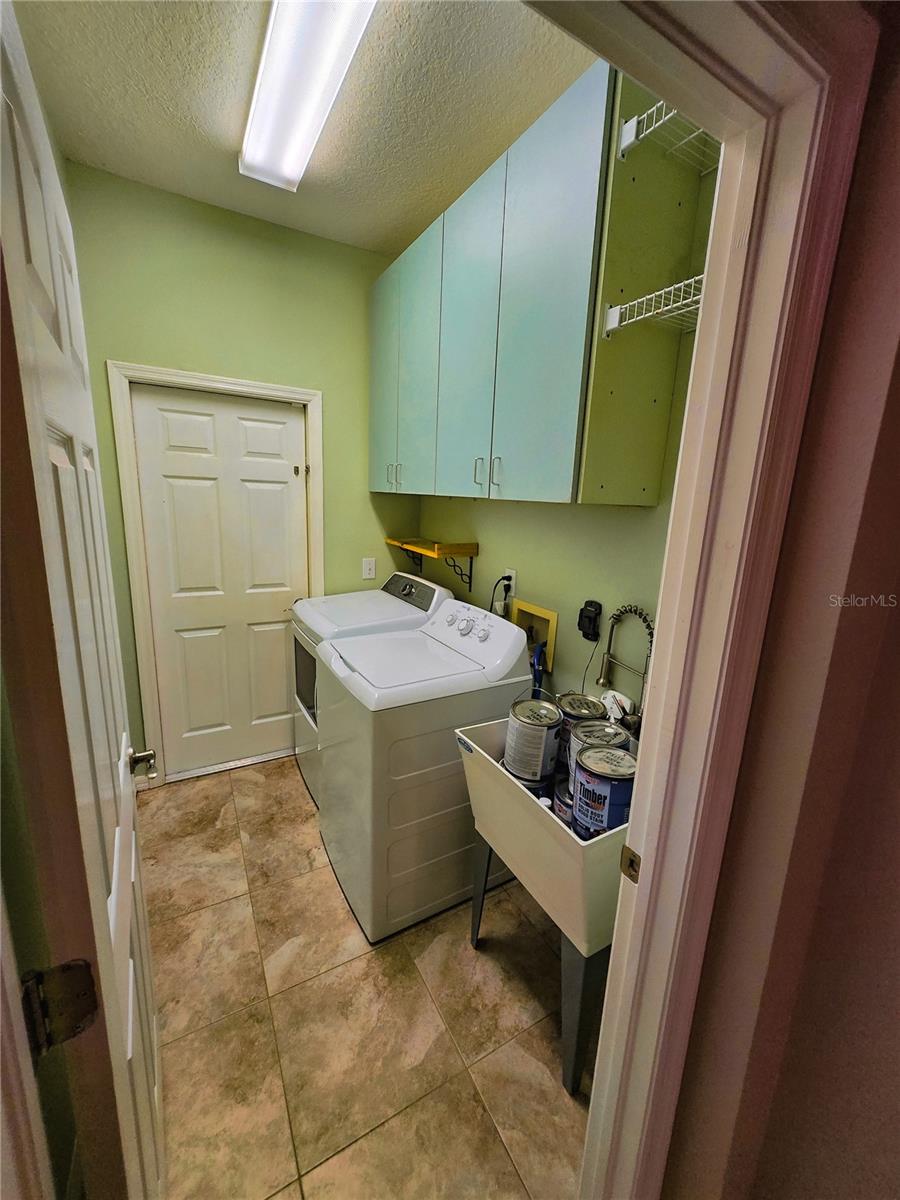 Image 58 of 98 For 10118 Cannon Drive