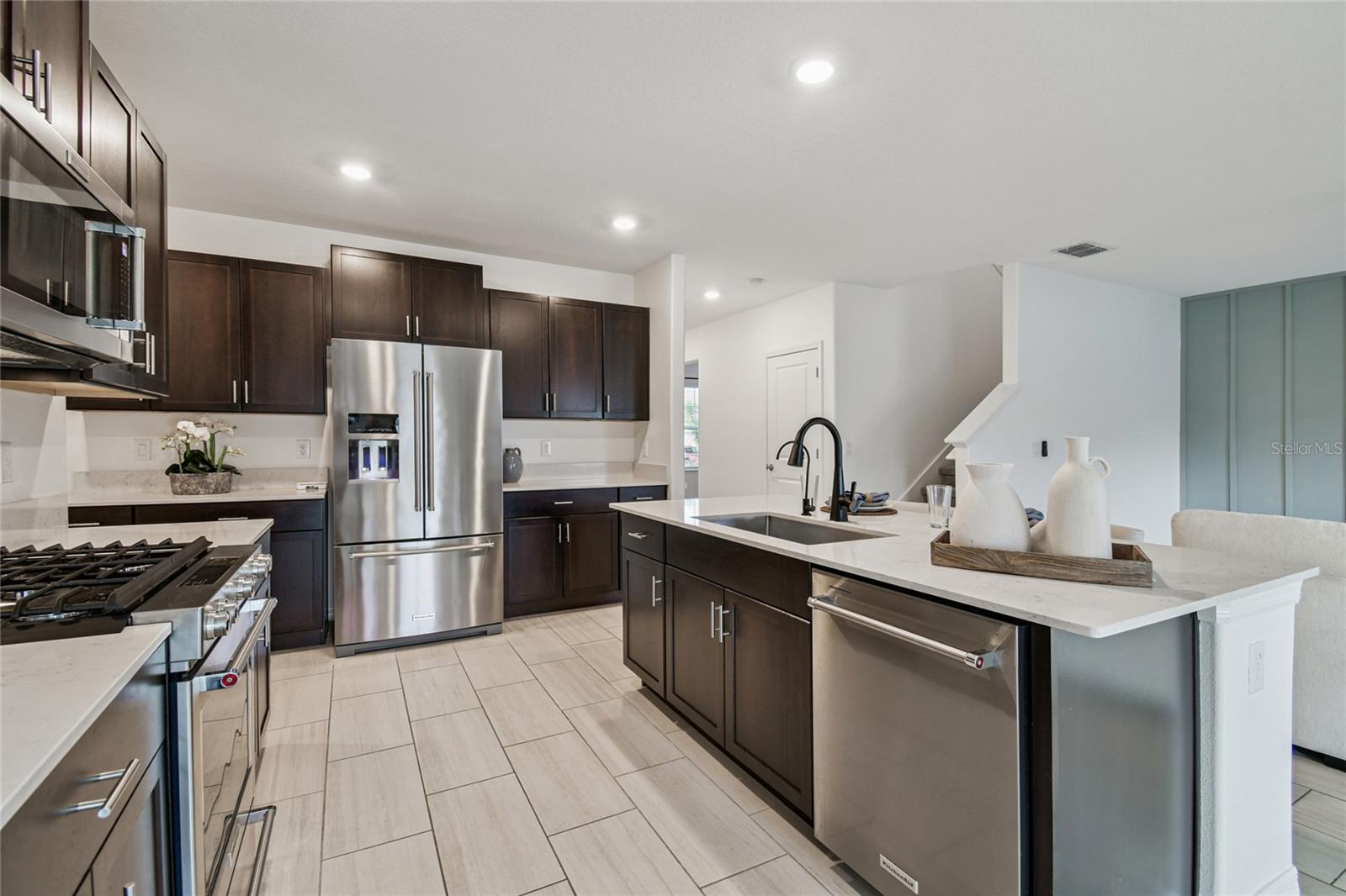 Image 8 of 44 For 8789 Little Bluestem Drive