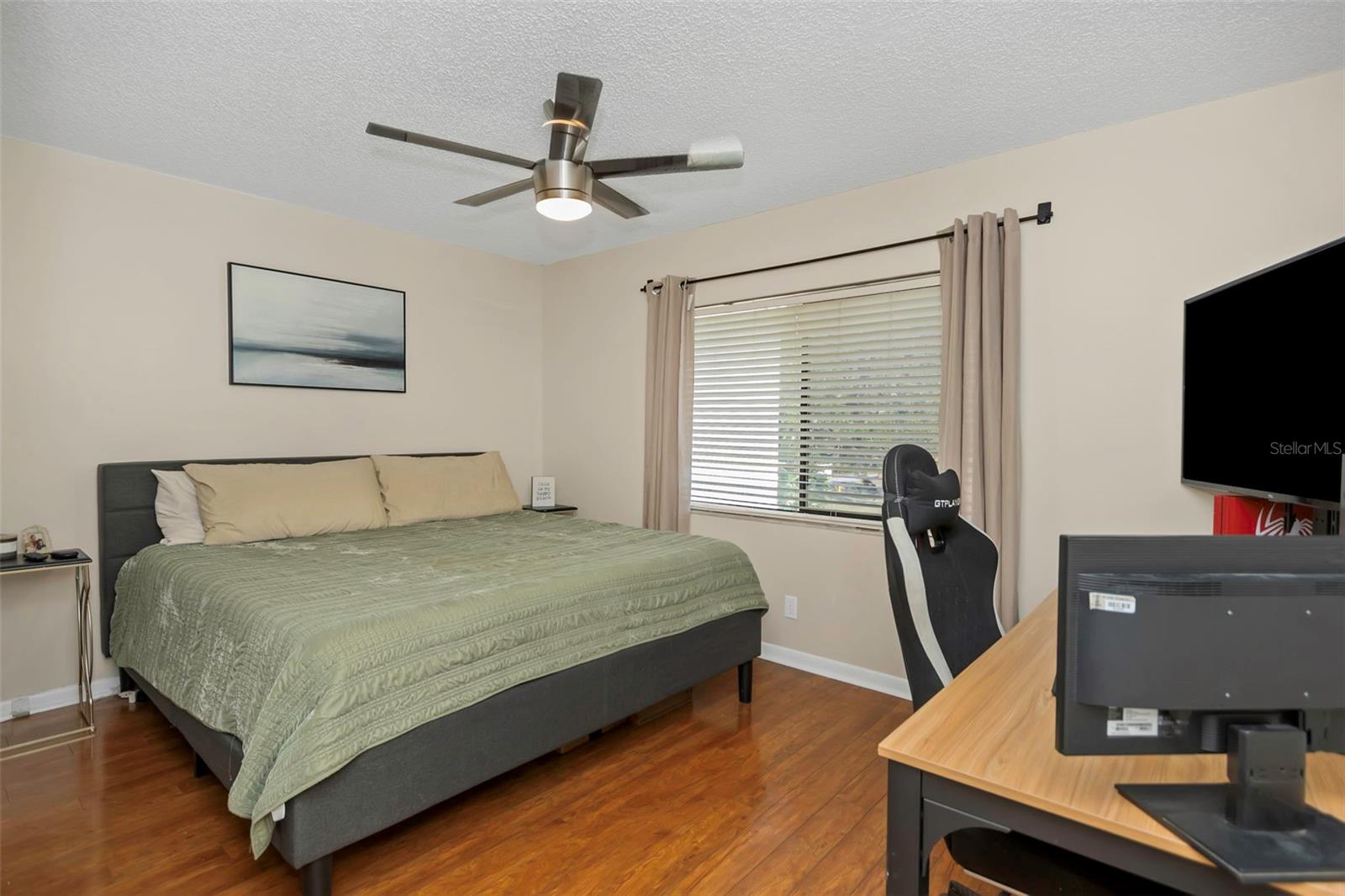 Image 23 of 49 For 1407 Adams Circle W