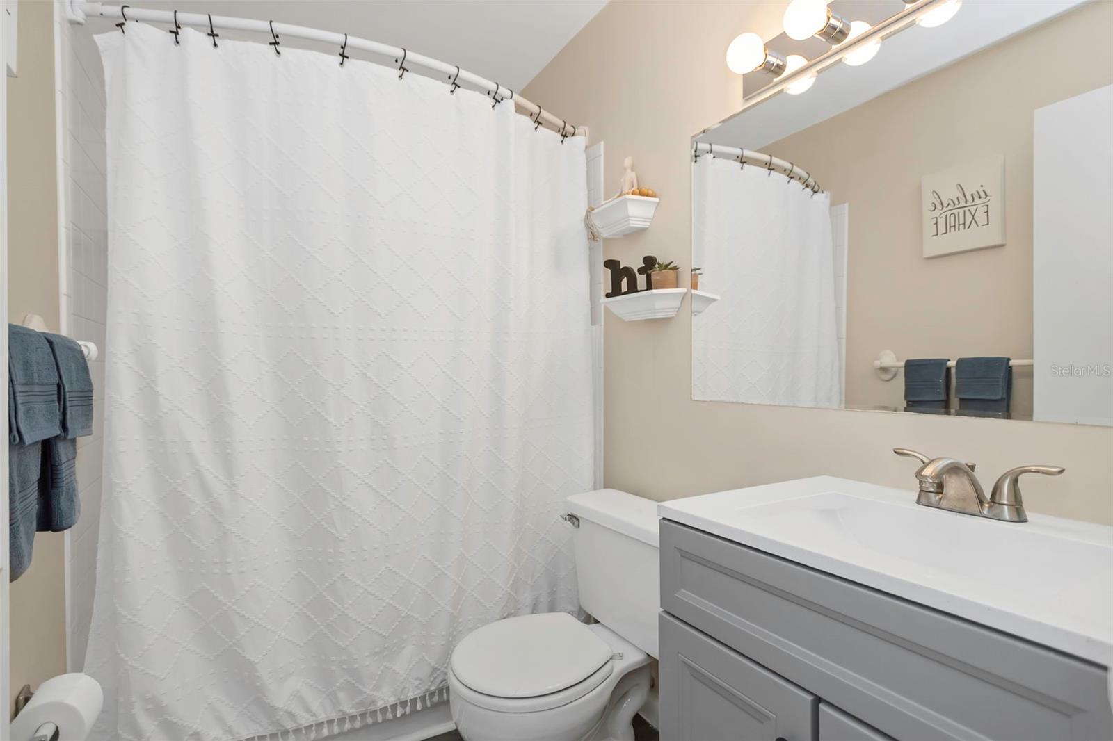 Image 27 of 49 For 1407 Adams Circle W