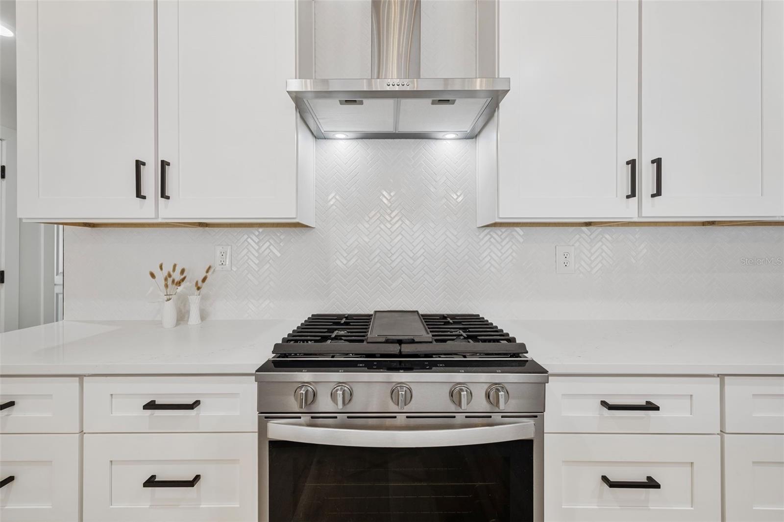 Image 10 of 71 For 3406 Swann Avenue