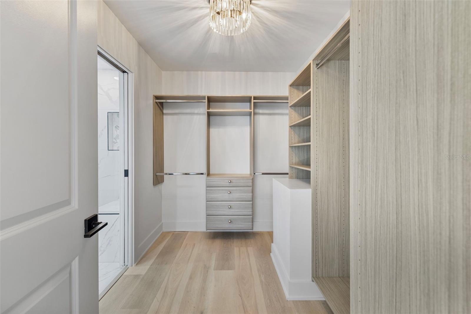 Image 21 of 71 For 3406 Swann Avenue