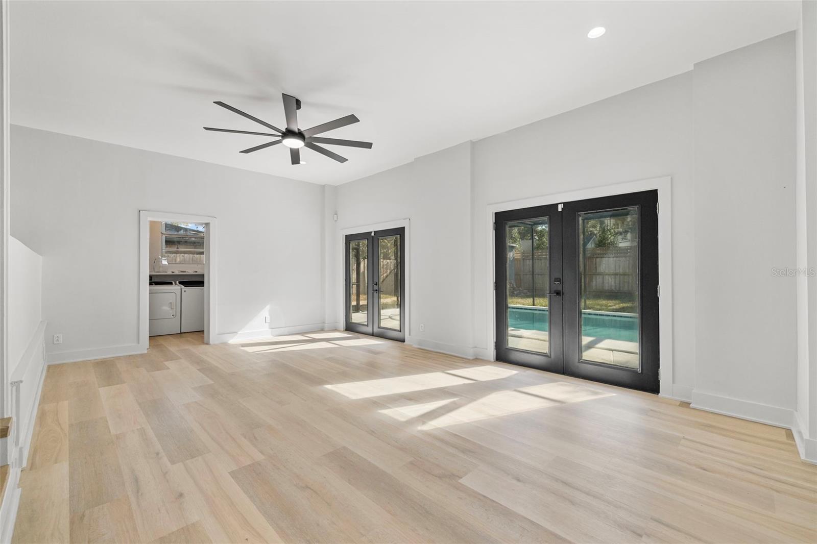 Image 35 of 71 For 3406 Swann Avenue