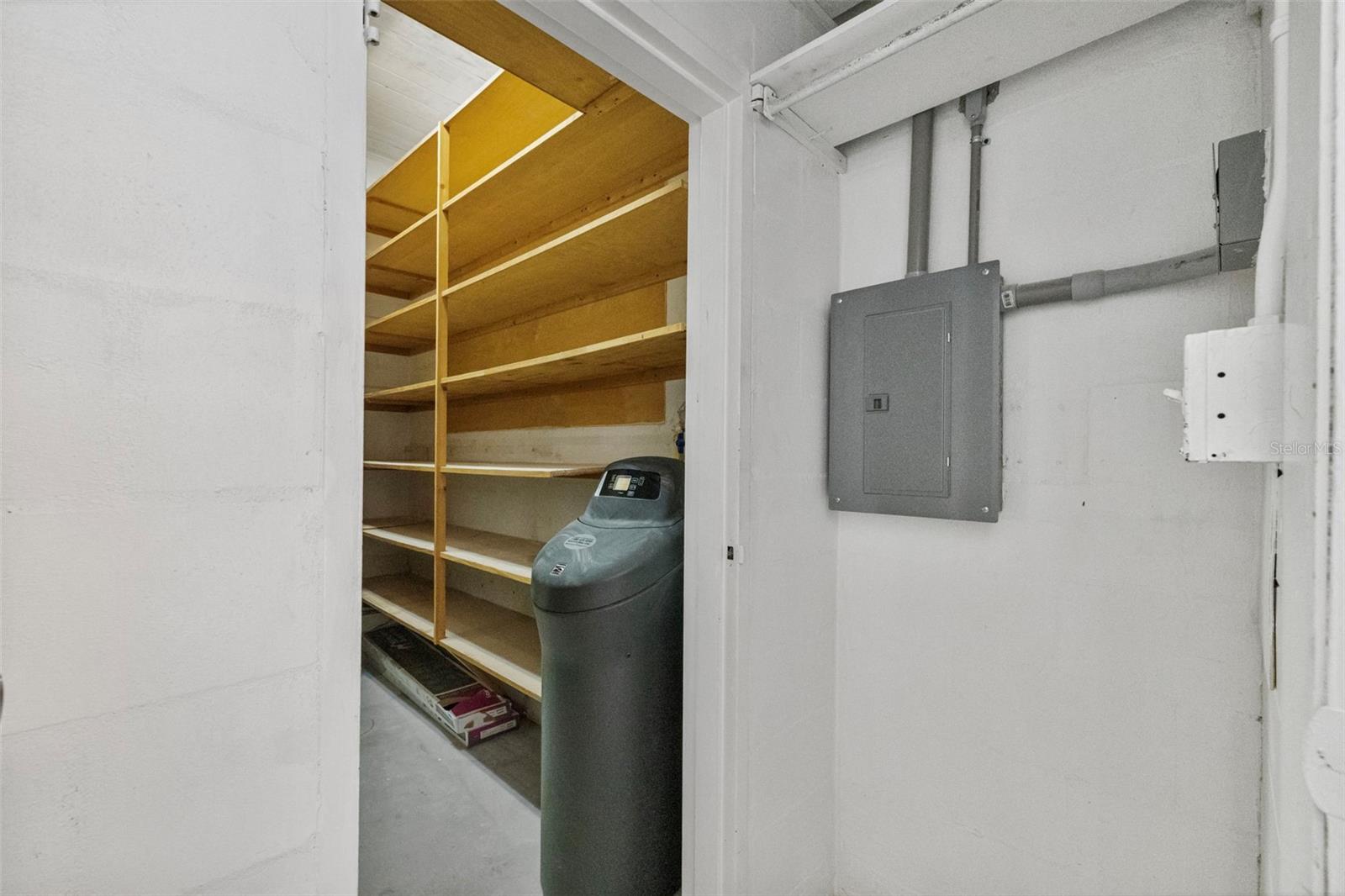 Image 44 of 71 For 3406 Swann Avenue