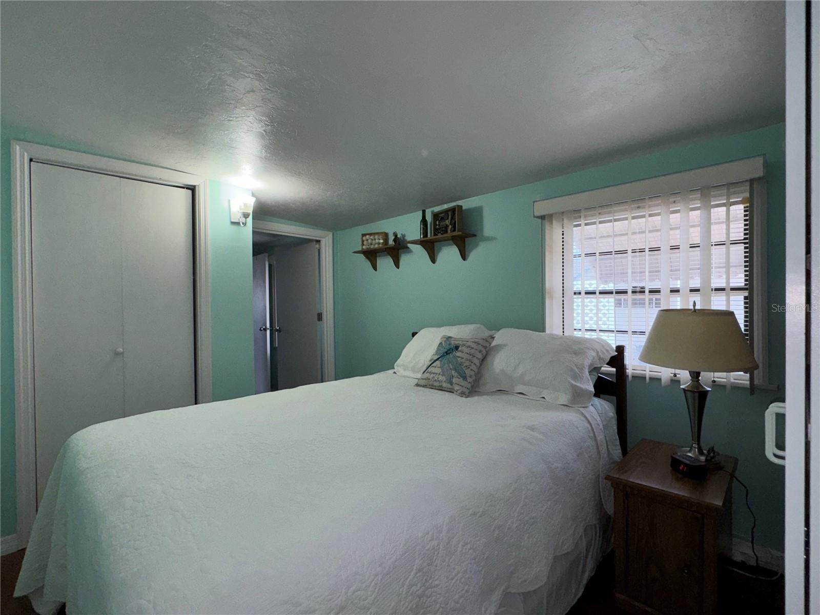 Image 11 of 34 For 35220 Condominium Boulevard 25