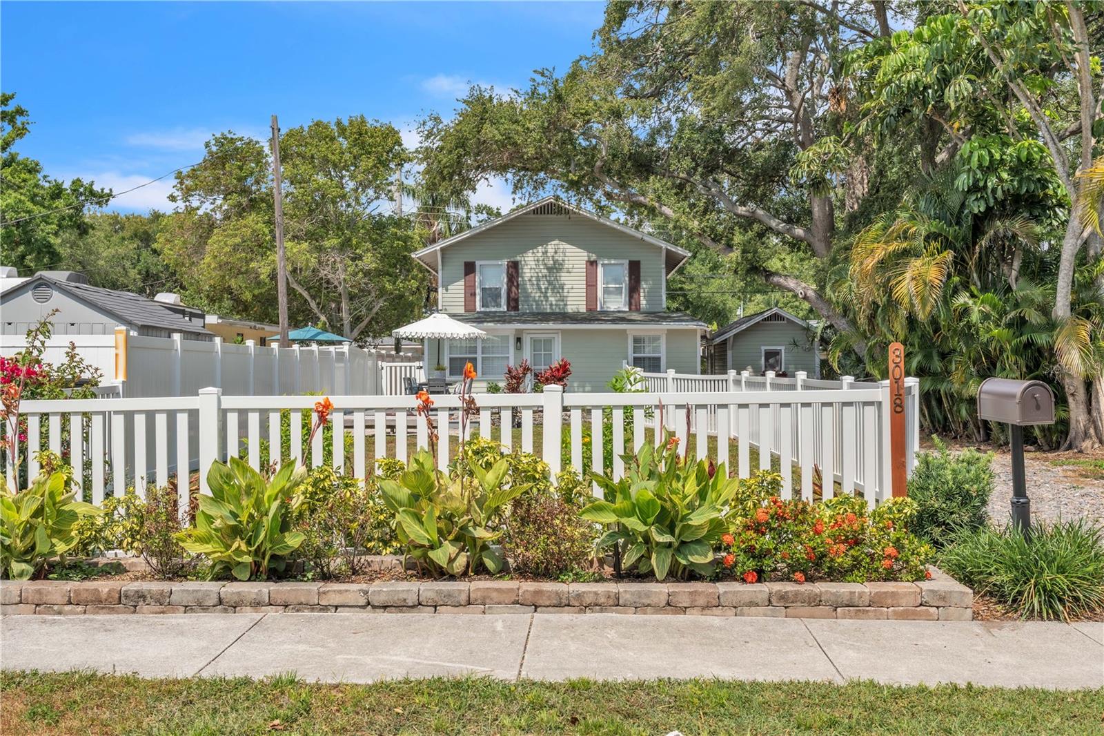 Details for 3018 Jackson Street N, ST PETERSBURG, FL 33704