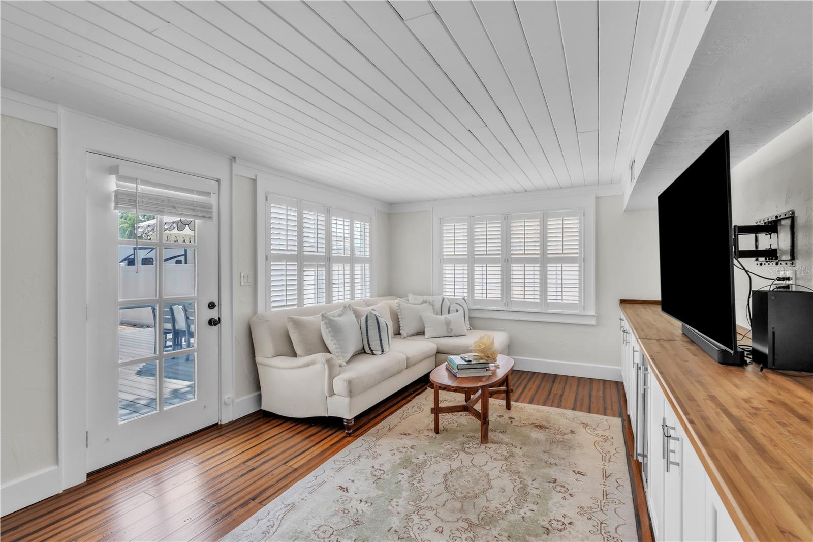 Image 6 of 29 For 3018 Jackson Street N