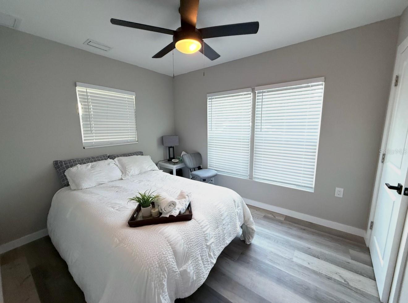 Image 13 of 27 For 7208 Ola Avenue