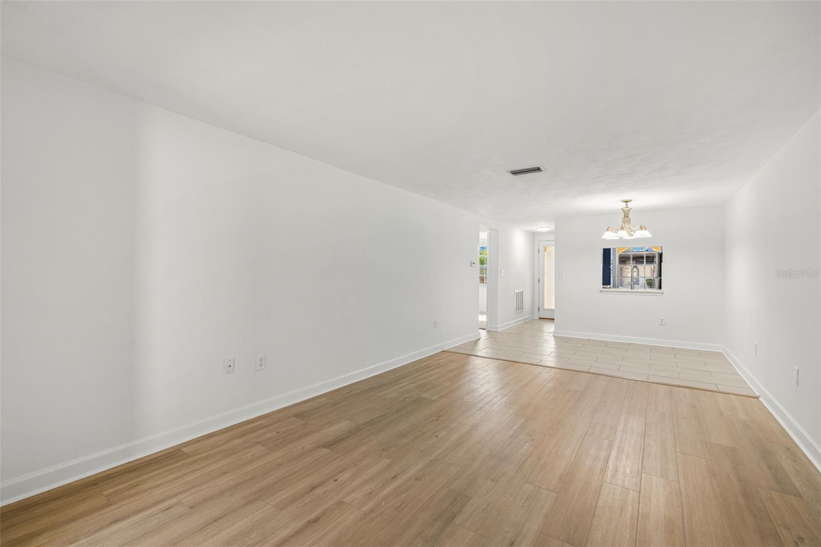 Image 15 of 43 For 4324 Summersun Drive