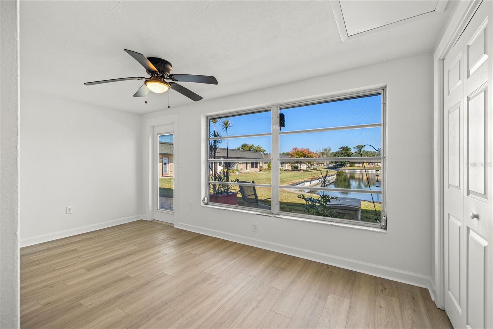 Image 18 of 43 For 4324 Summersun Drive