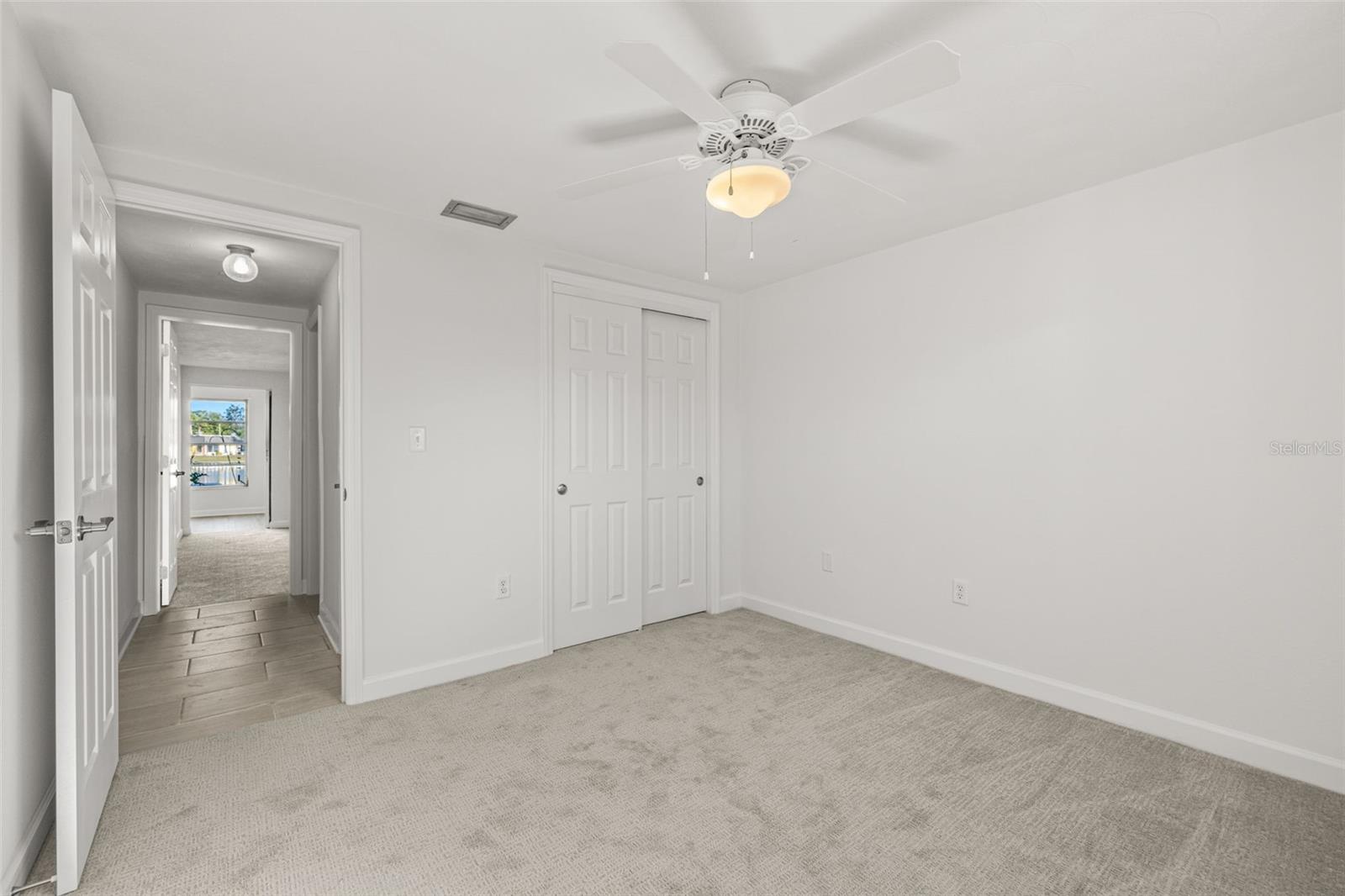 Image 25 of 43 For 4324 Summersun Drive