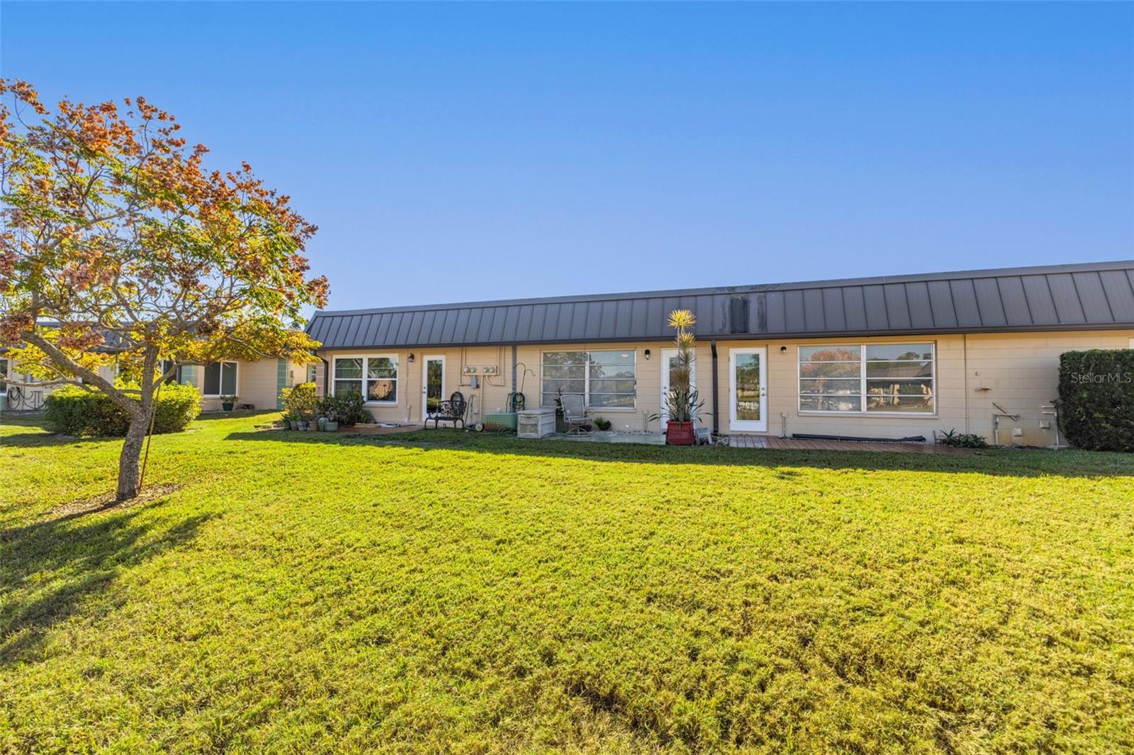 Image 28 of 43 For 4324 Summersun Drive