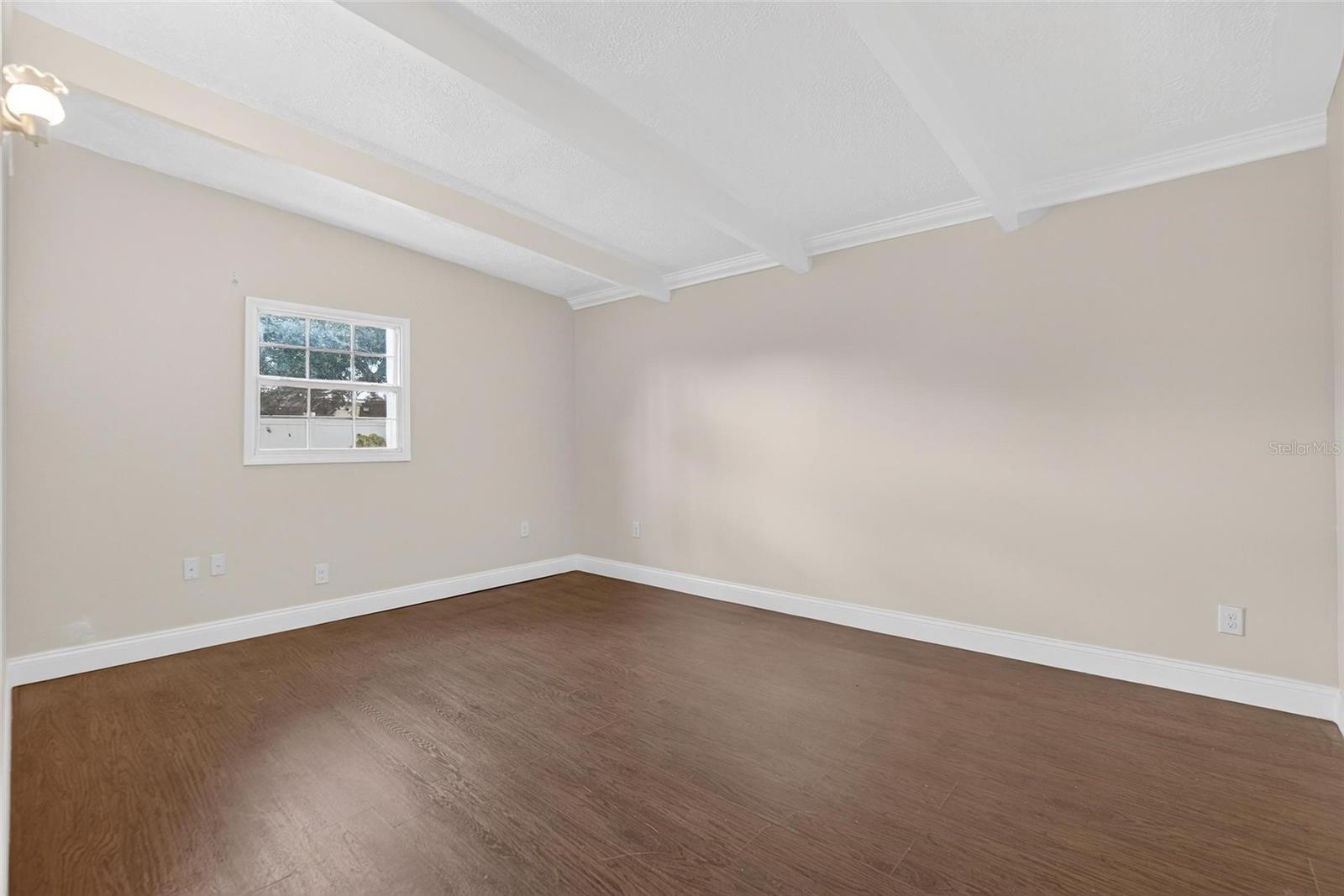 Image 11 of 15 For 7515 Tidewater Trail