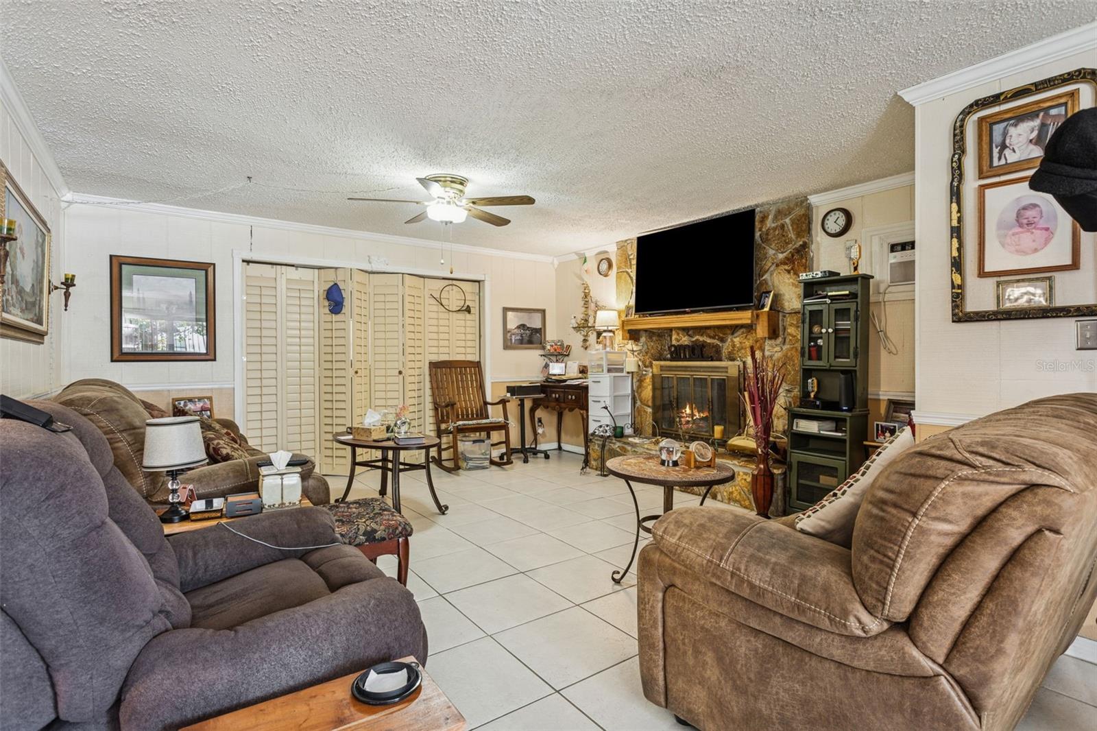 Image 8 of 33 For 305 Lauber Way