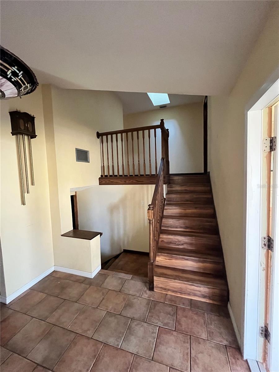 Image 10 of 24 For 941 Mill Road Lane