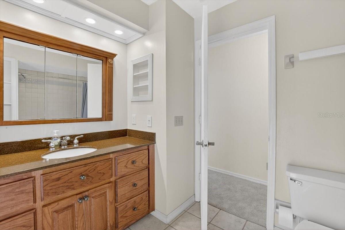 Image 36 of 70 For 11205 Kerry Hills Court