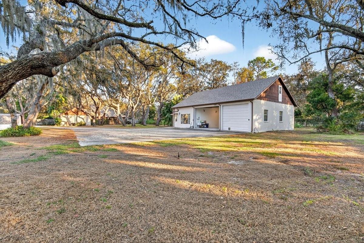 Image 52 of 70 For 11205 Kerry Hills Court