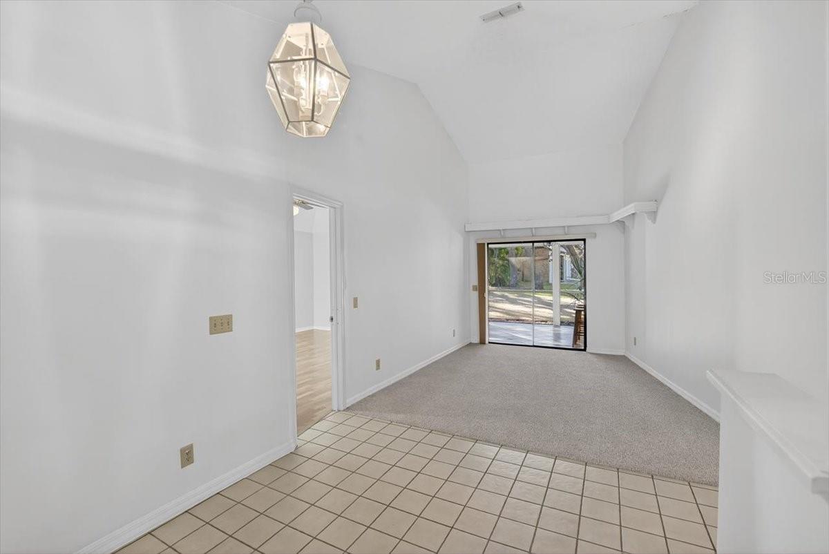 Image 9 of 70 For 11205 Kerry Hills Court