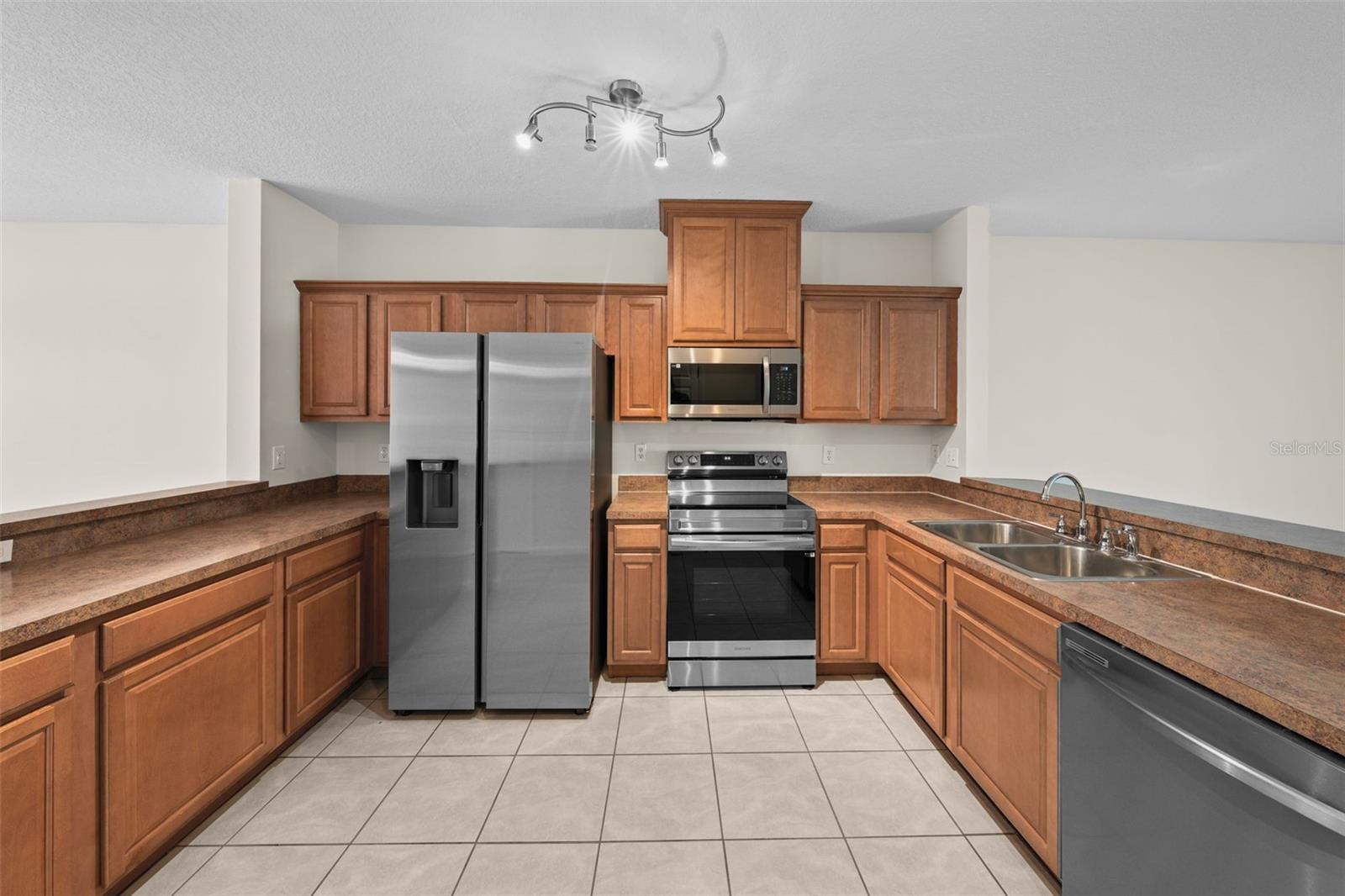 Image 12 of 51 For 5824 Nature Terrace Cove