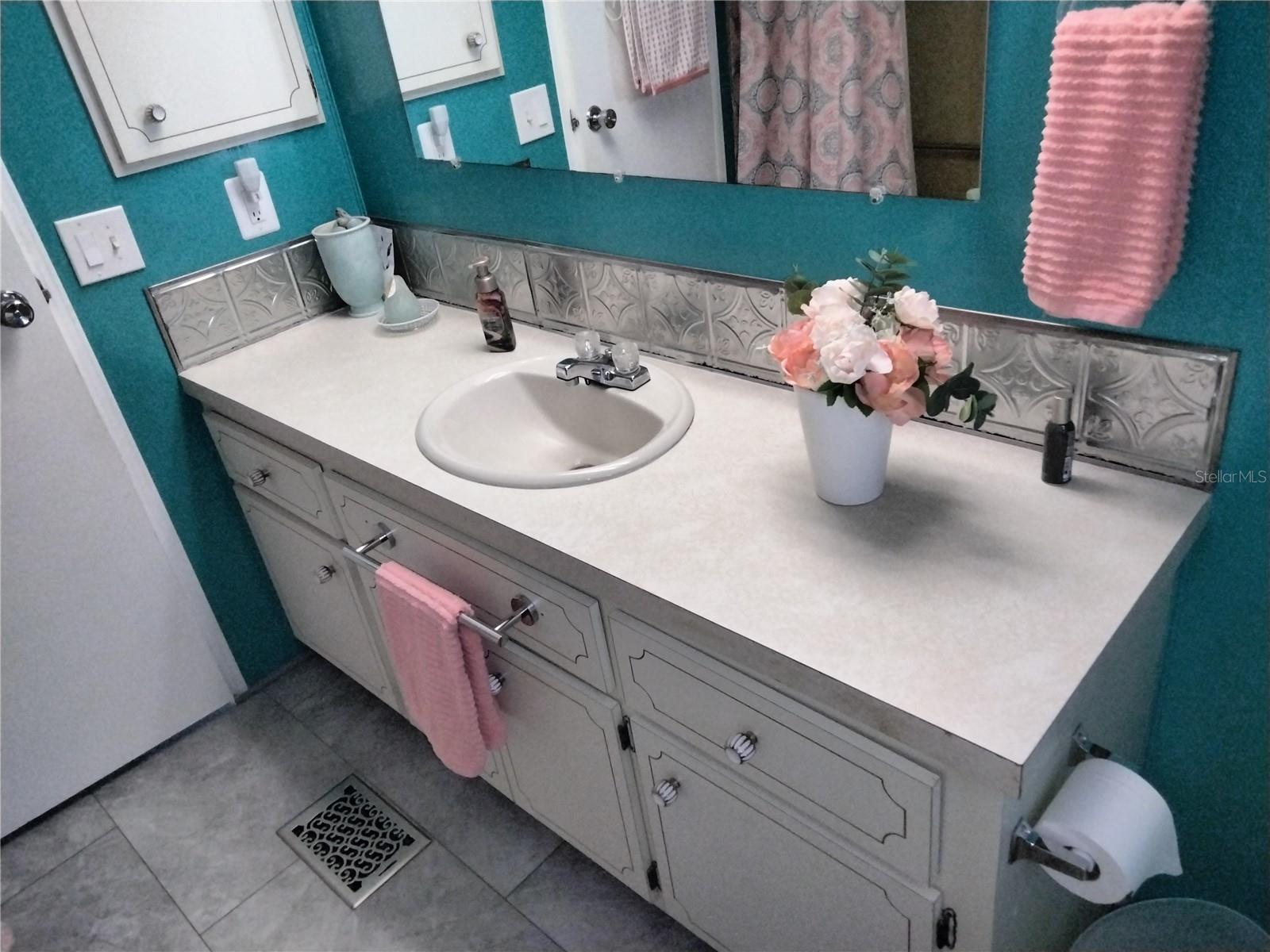 Image 17 of 45 For 3806 Bywater Drive