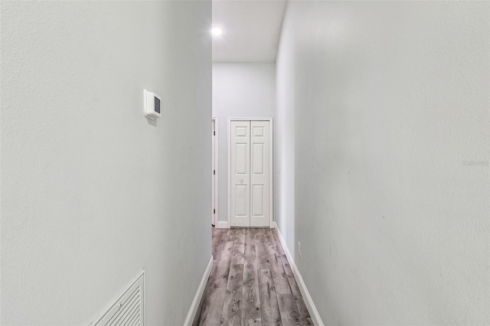 Image 34 of 97 For 9149 Maple Court