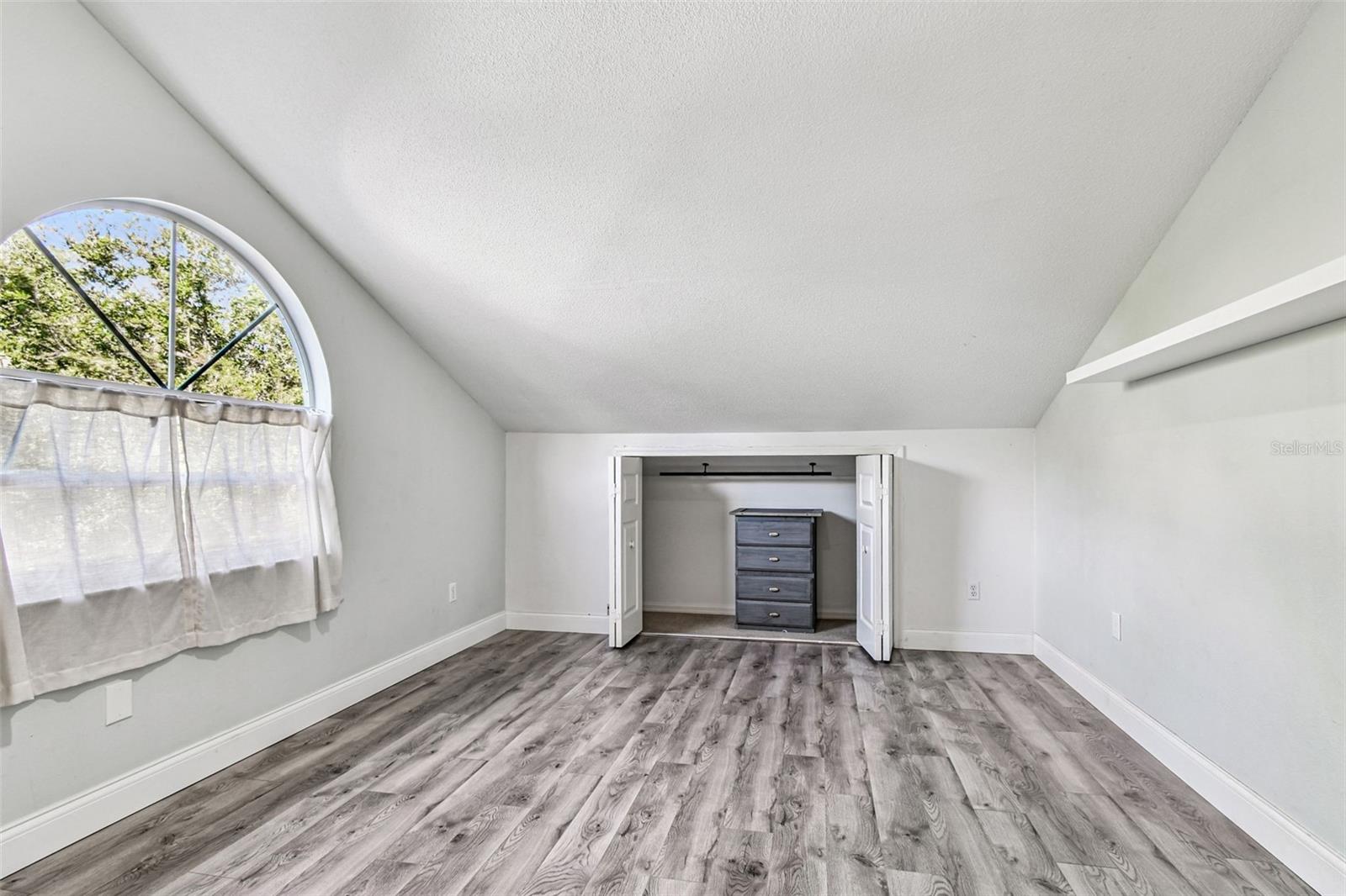 Image 57 of 97 For 9149 Maple Court