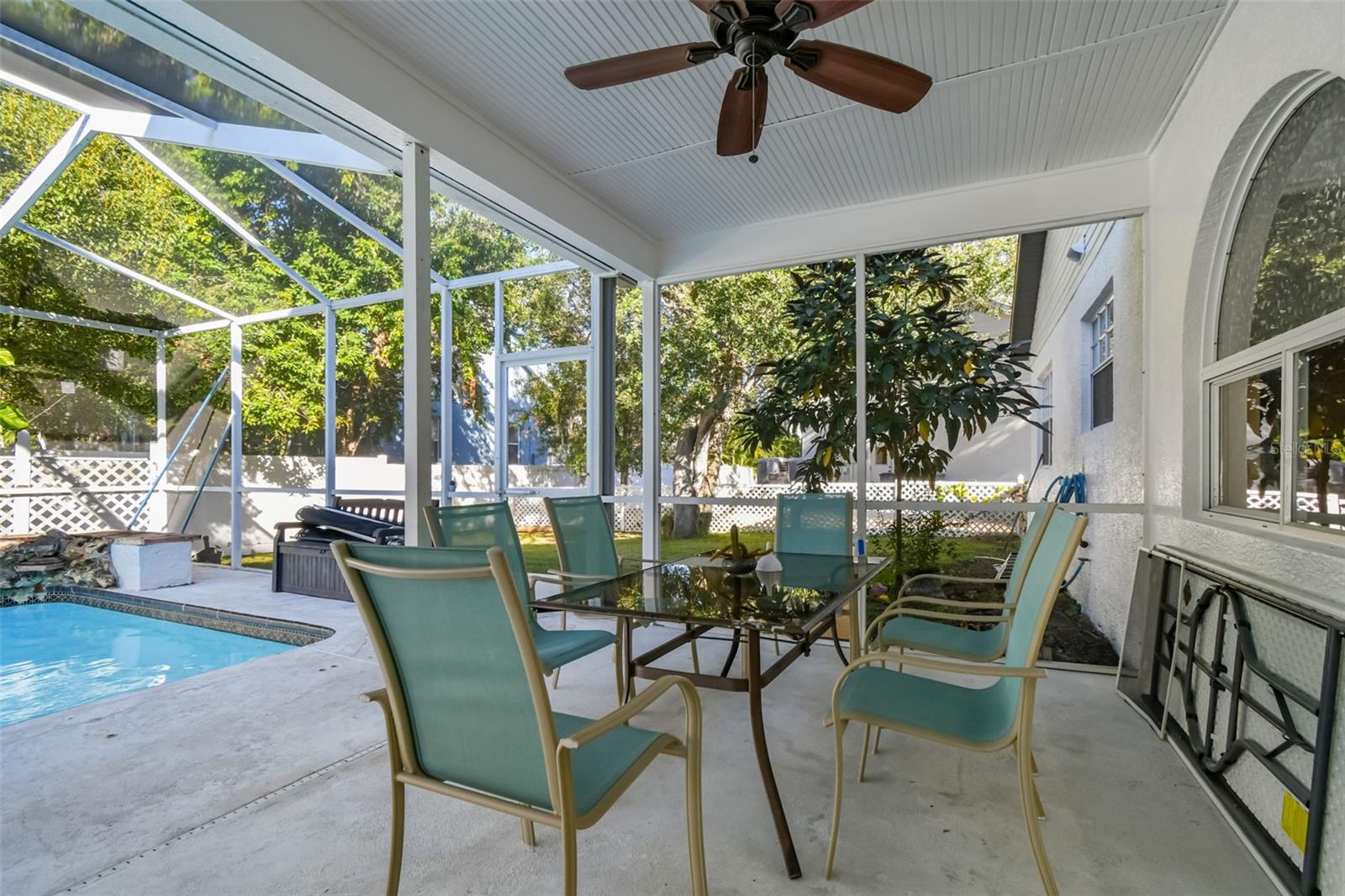 Image 68 of 97 For 9149 Maple Court