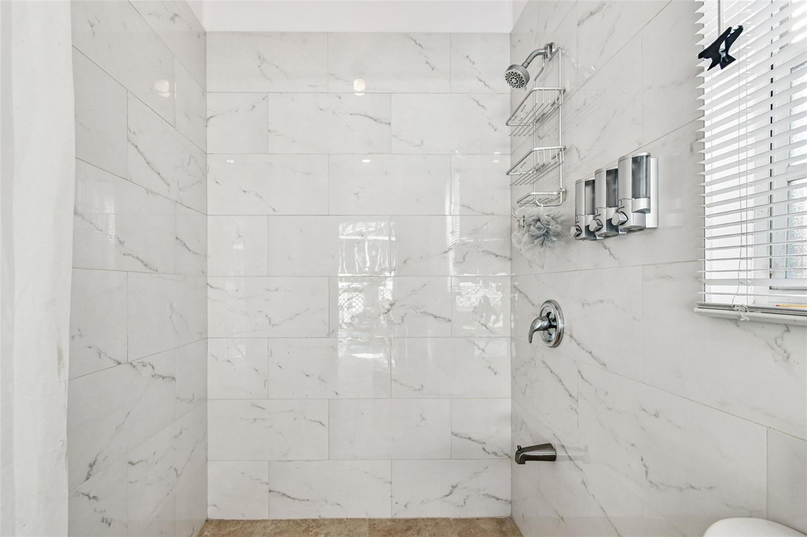 Image 77 of 97 For 9149 Maple Court