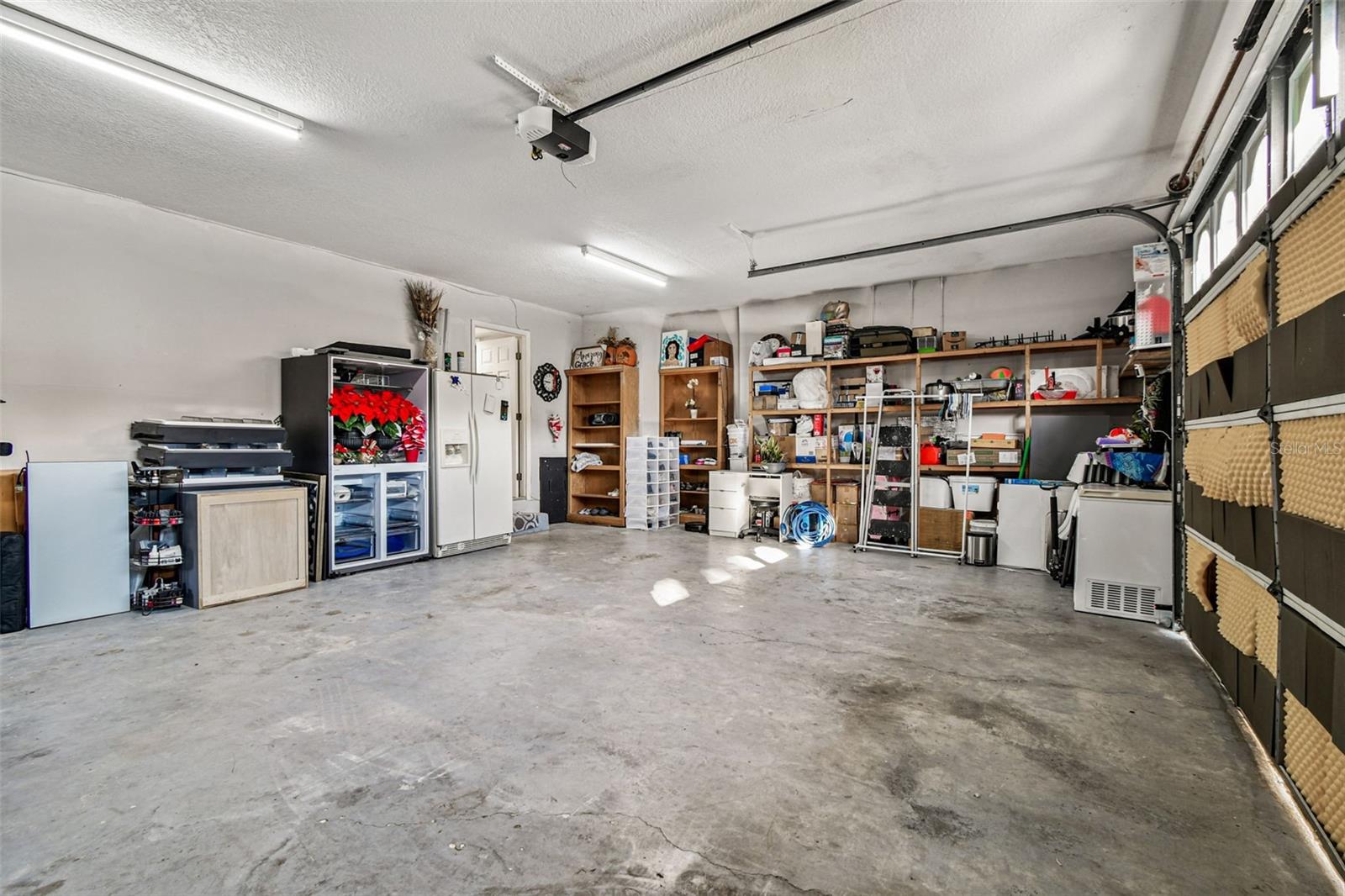 Image 89 of 97 For 9149 Maple Court