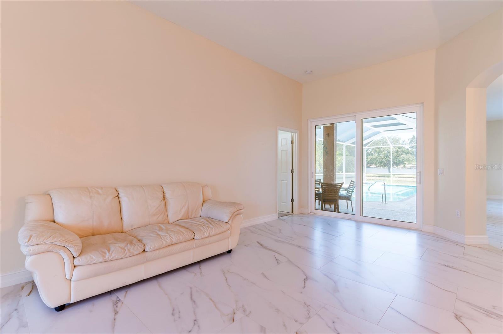 Image 15 of 47 For 4423 Useppa Drive