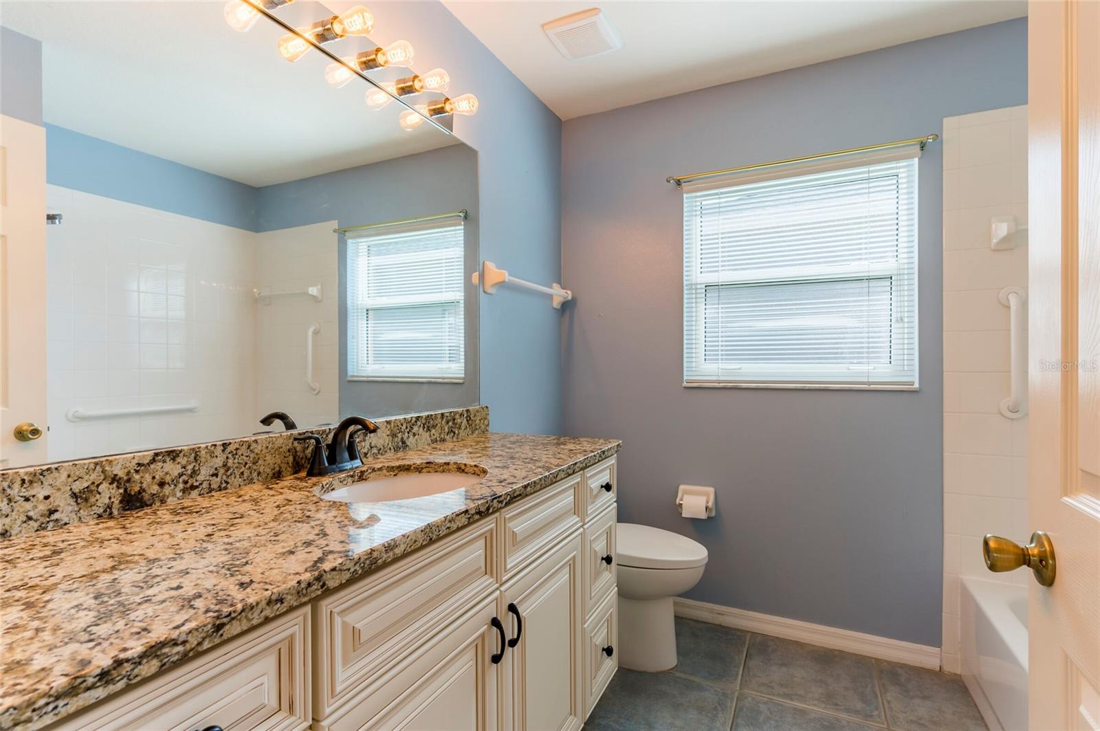 Image 33 of 47 For 4423 Useppa Drive