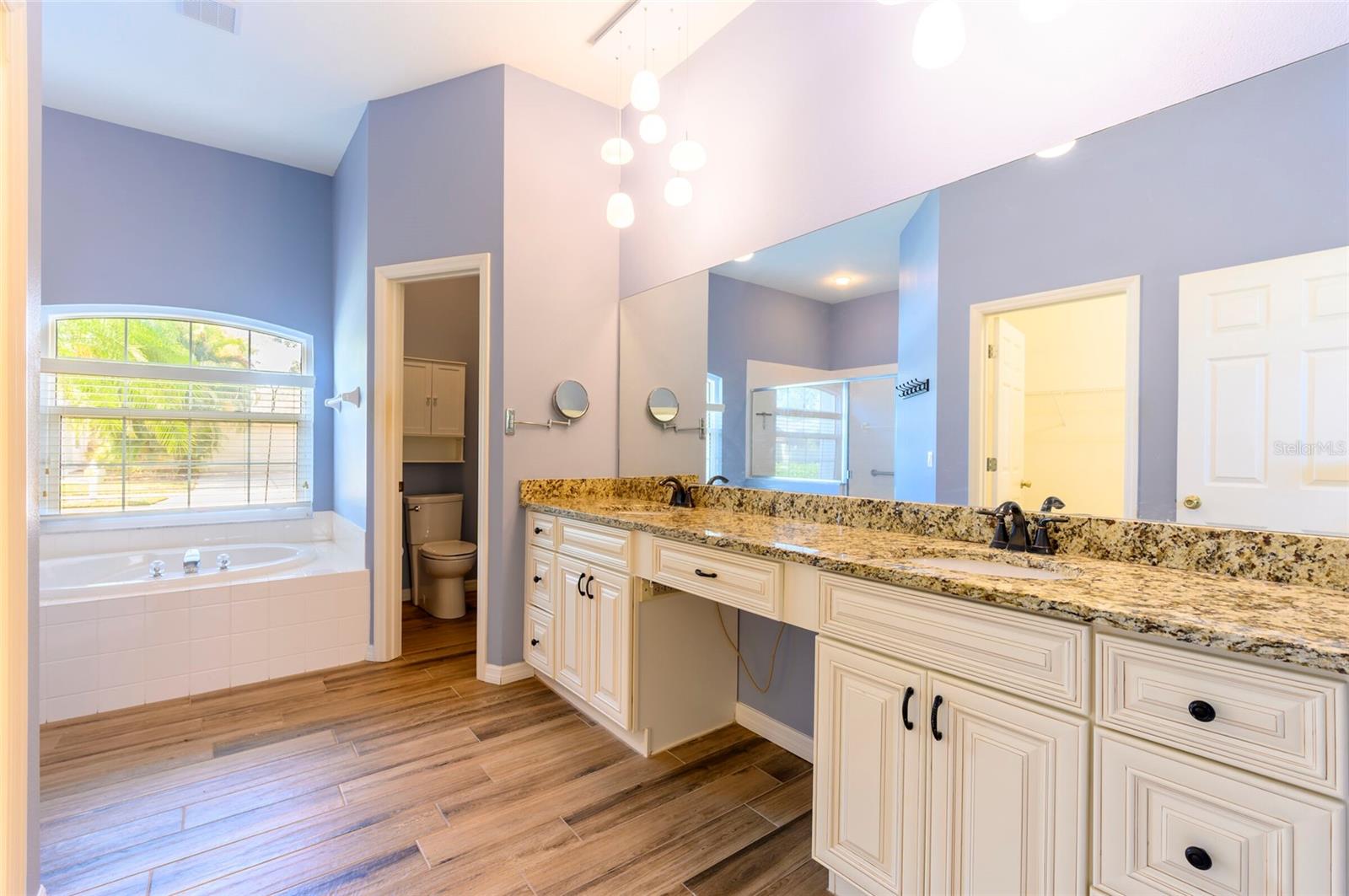 Image 38 of 47 For 4423 Useppa Drive