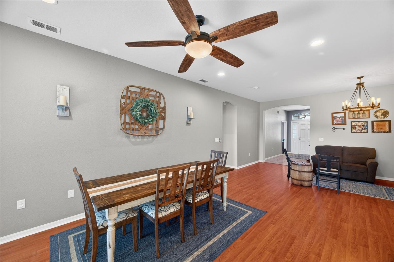 Image 15 of 59 For 4645 Executive Meadows Drive