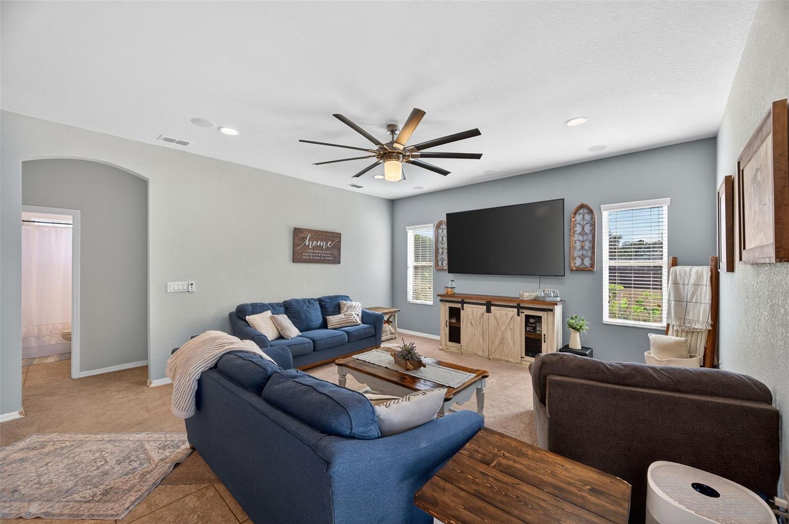 Image 18 of 59 For 4645 Executive Meadows Drive