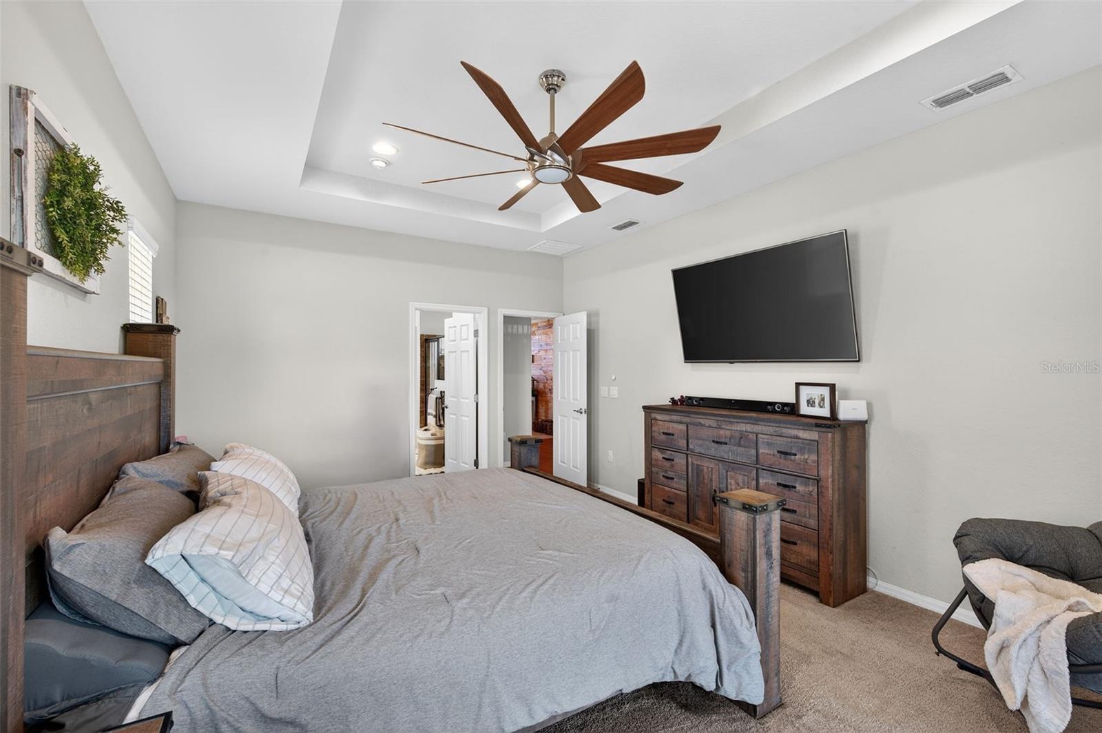 Image 25 of 59 For 4645 Executive Meadows Drive