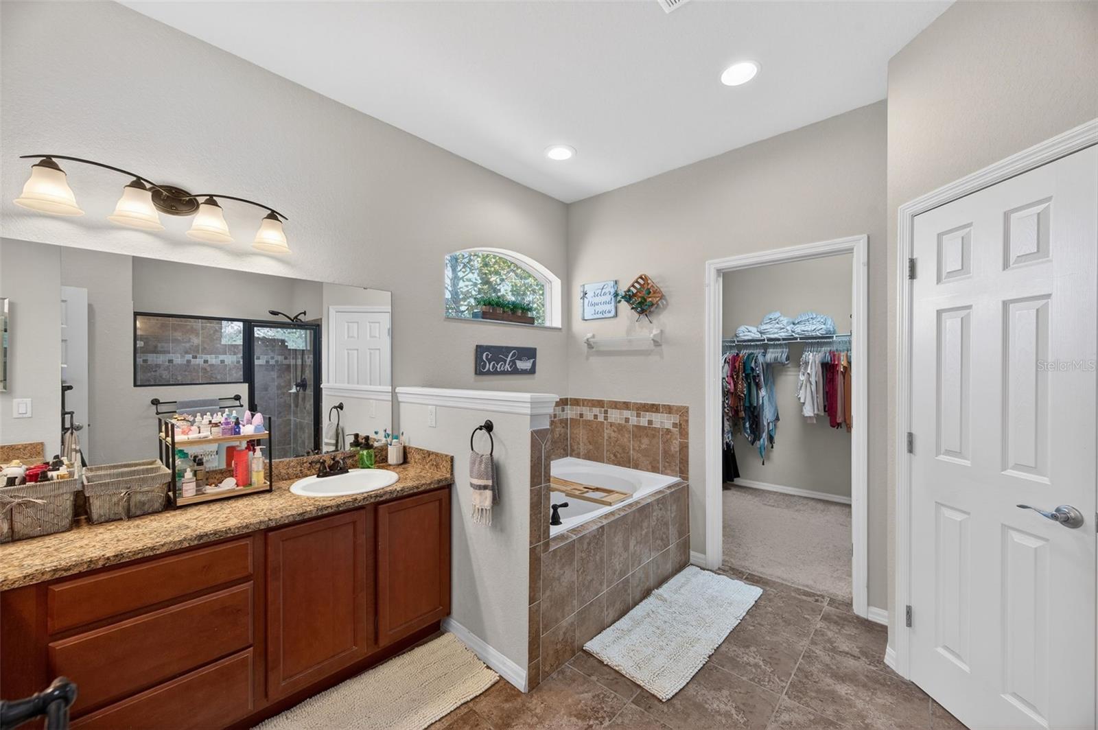 Image 27 of 59 For 4645 Executive Meadows Drive